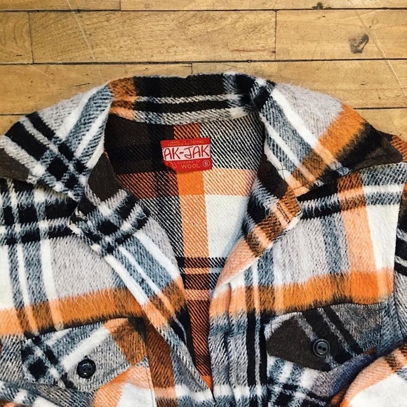 Ak-Jak Vintage Wool Plaid Jacket - Picture 2 of 3